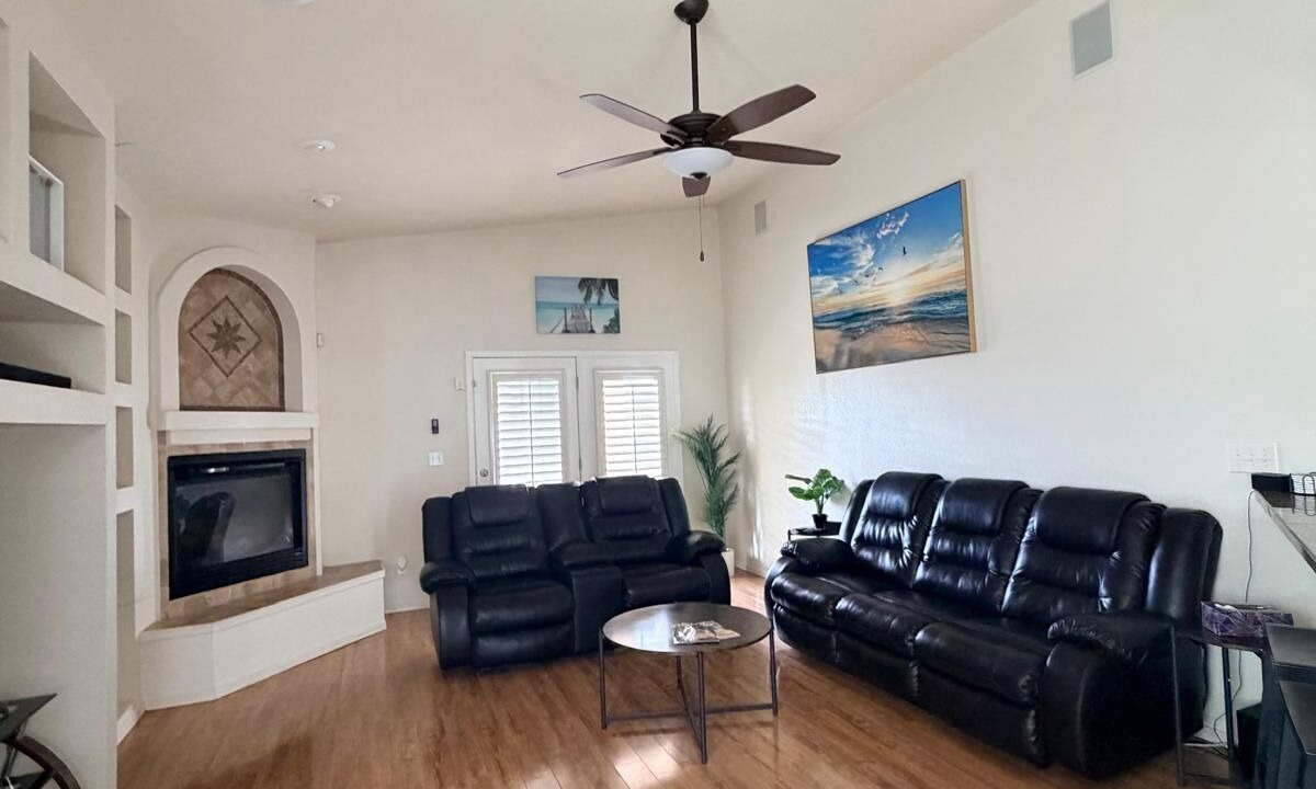 Photo of Livingroom in El Paso