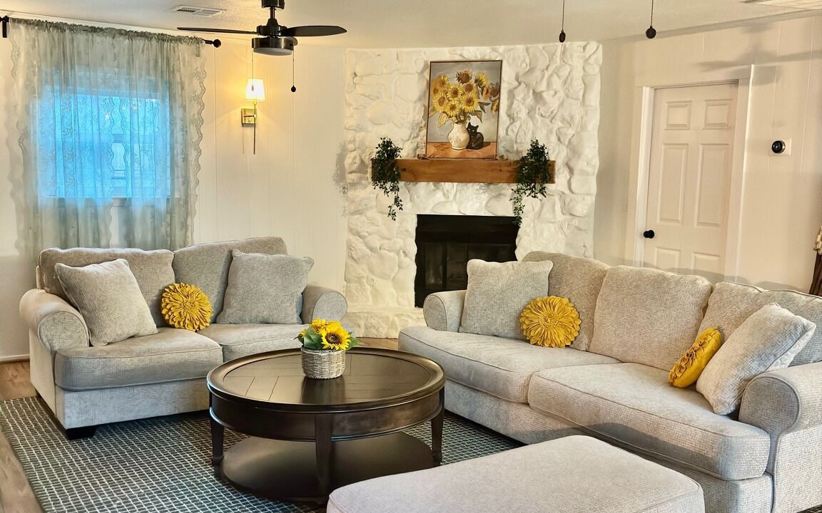 Photo of Livingroom in Woodway