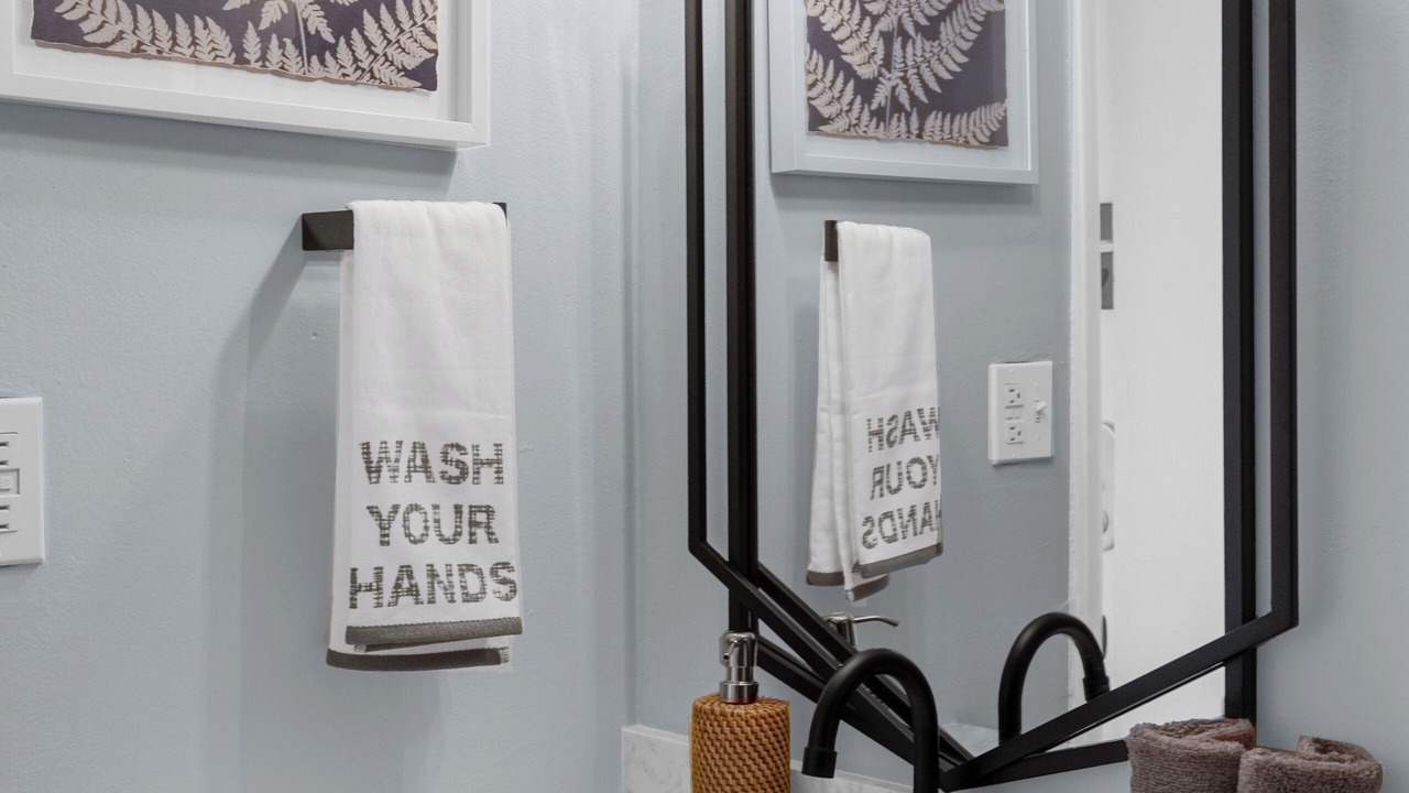Photo of Bathroom in Lenox Park