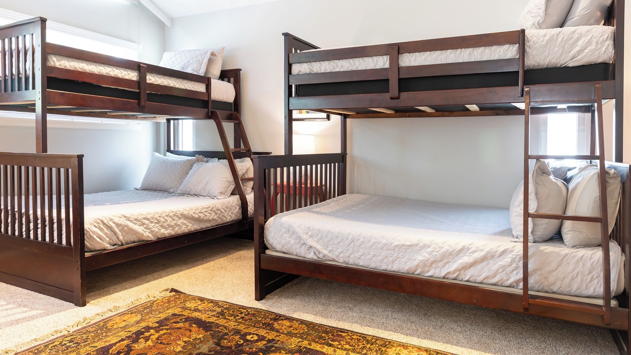 Photo of Bedroom in West Livingston
