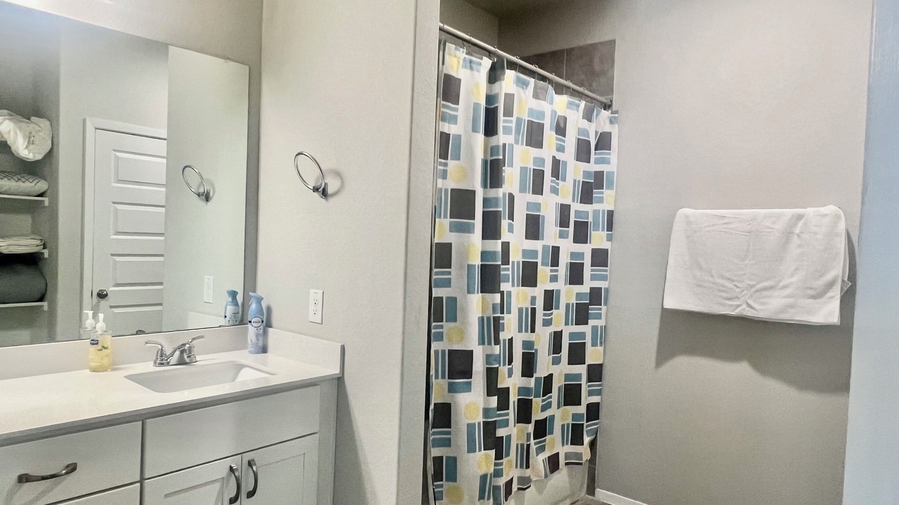 Photo of Bathroom in Elgin