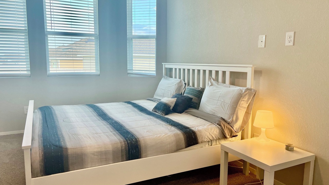 Photo of Bedroom in Elgin