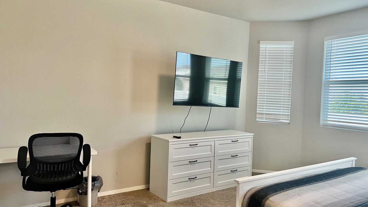 Photo of Bedroom in Elgin