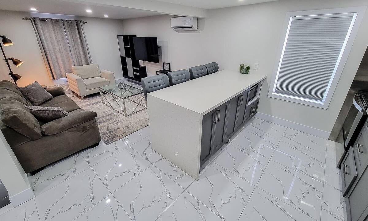 Photo of Livingroom in Niagara Falls