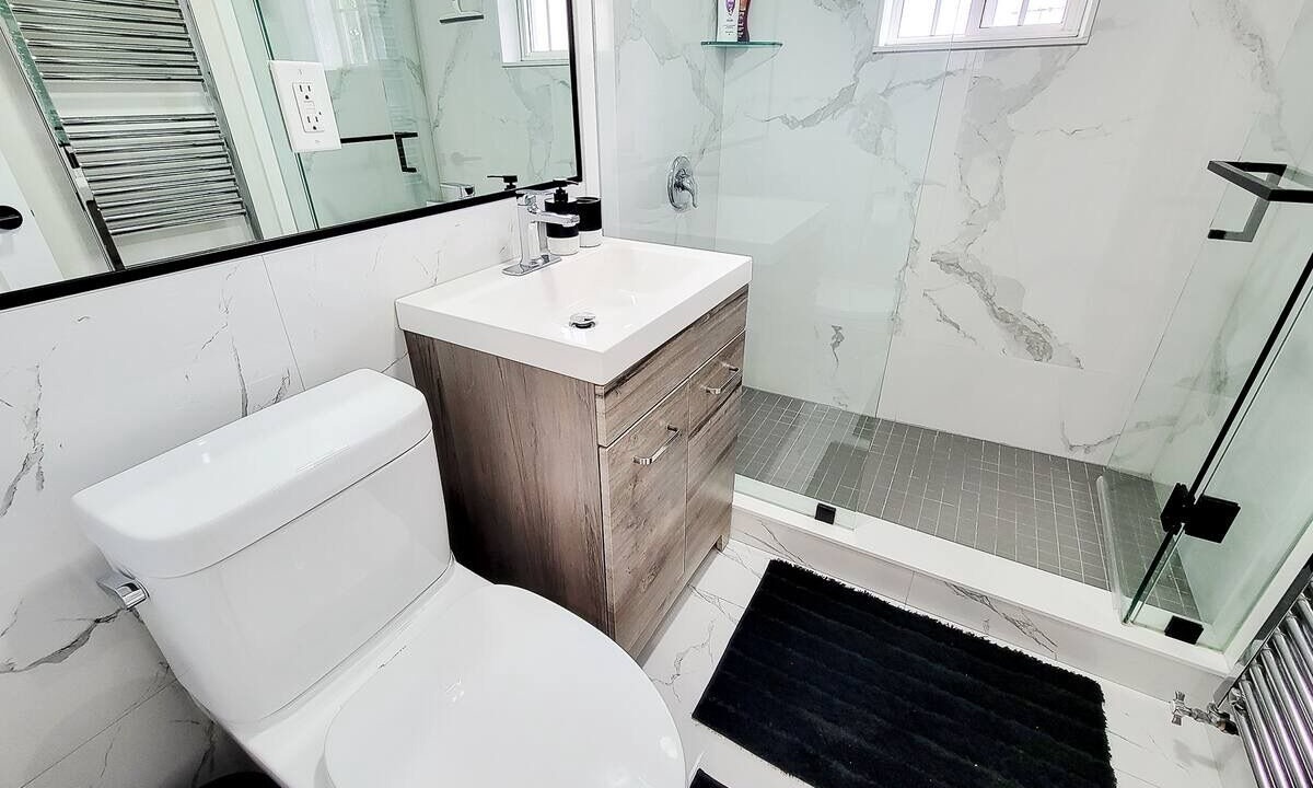 Photo of Bathroom in Niagara Falls