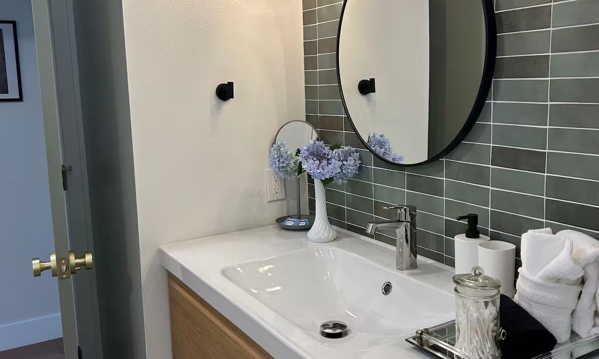 Photo of Bathroom in Myers Flat