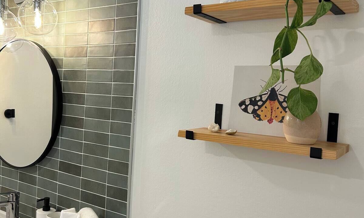Photo of Bathroom in Myers Flat