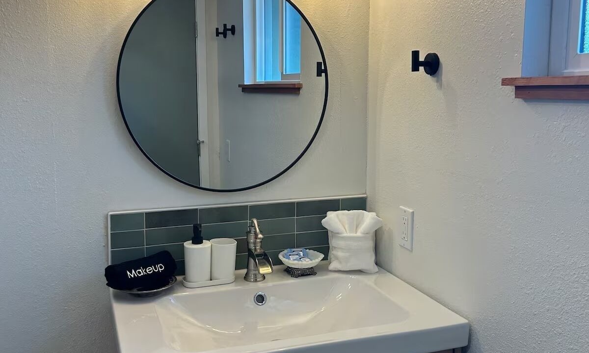 Photo of Bathroom in Myers Flat