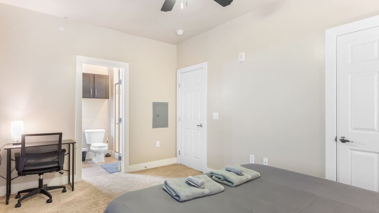 Photo of Bedroom in Grand Prairie