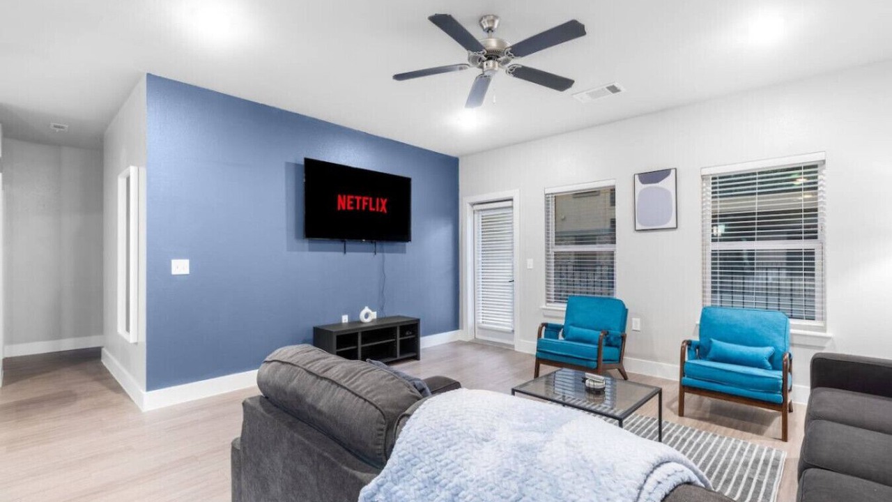 Photo of Livingroom in Grand Prairie