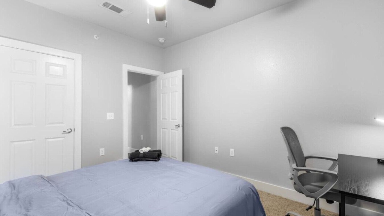 Photo of Bedroom in Grand Prairie
