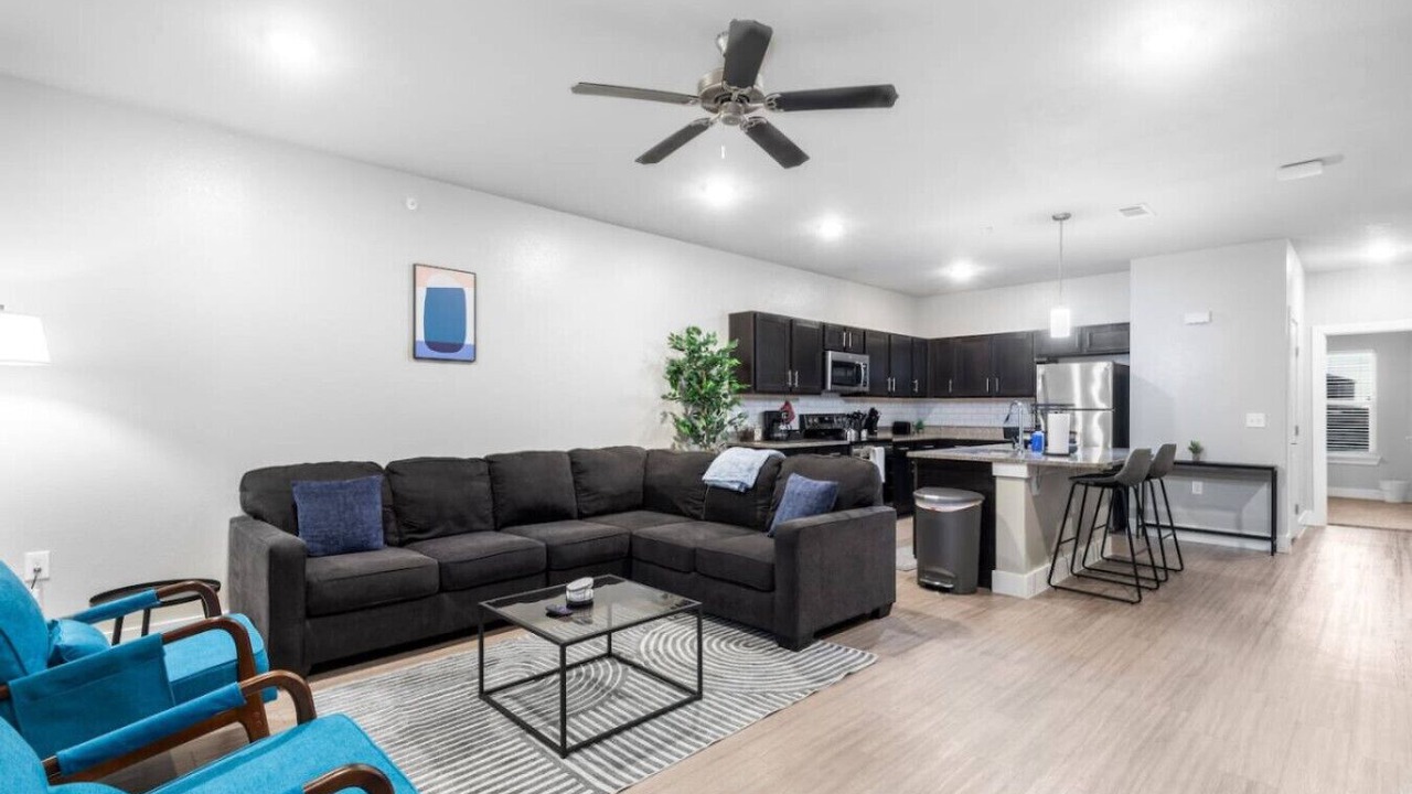 Photo of Livingroom in Grand Prairie