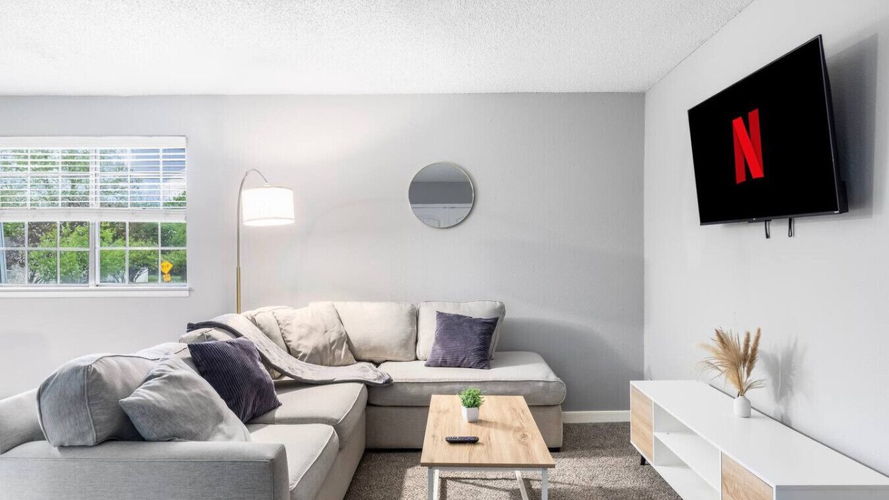 Photo of Livingroom in Central Arlington