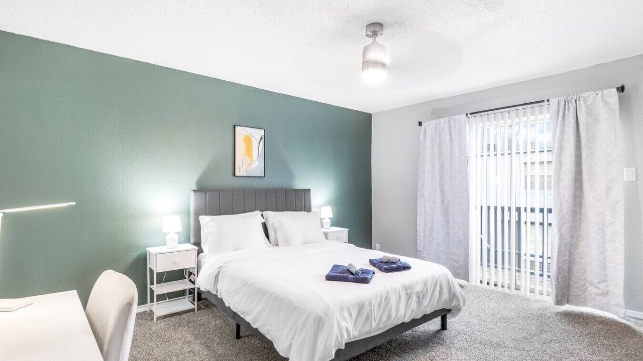 Photo of Bedroom in Central Arlington