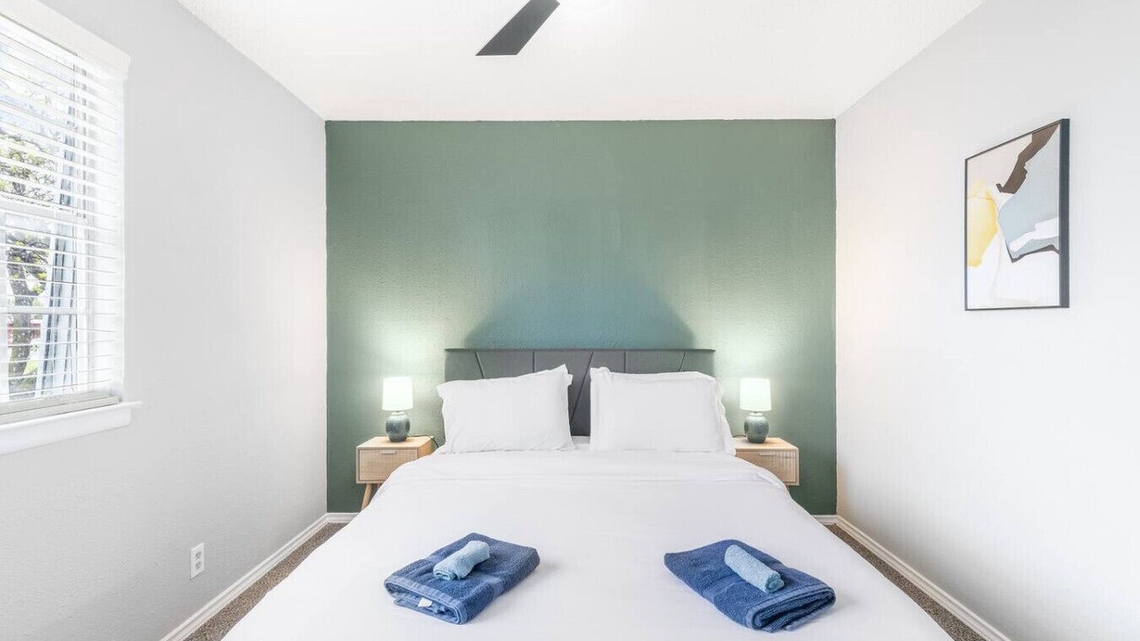 Photo of Bedroom in Central Arlington