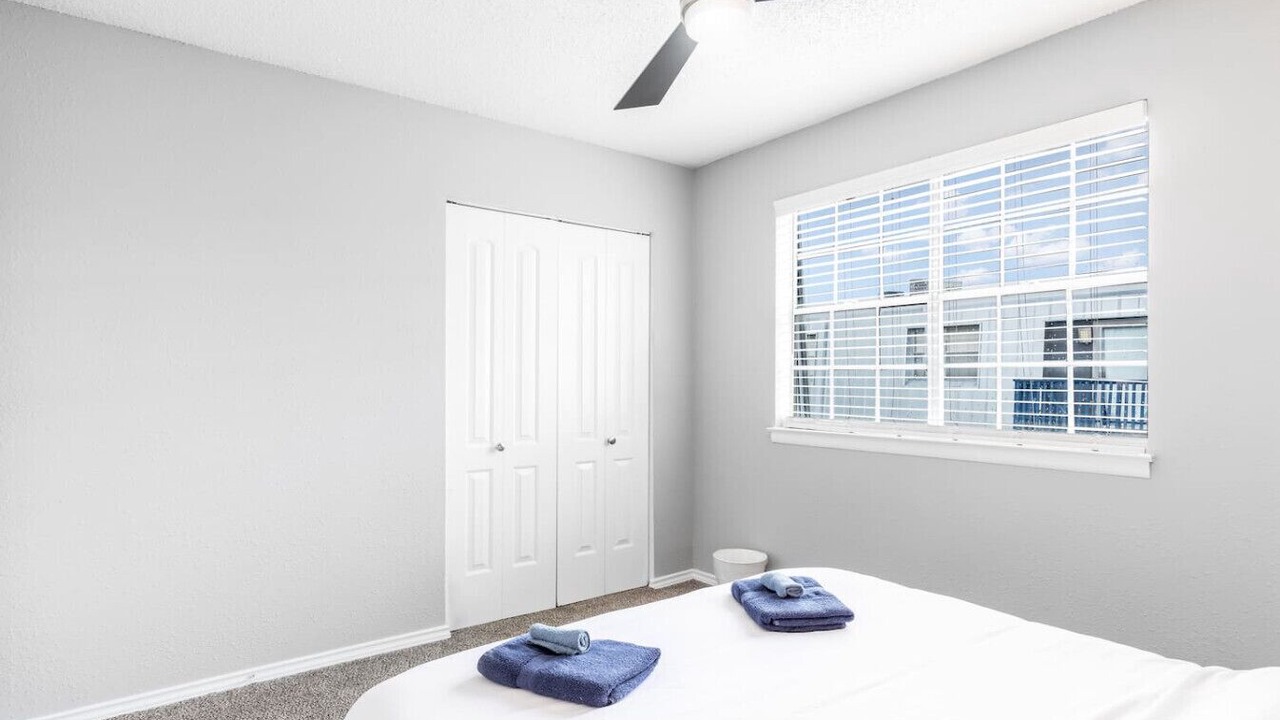 Photo of Bedroom in Central Arlington