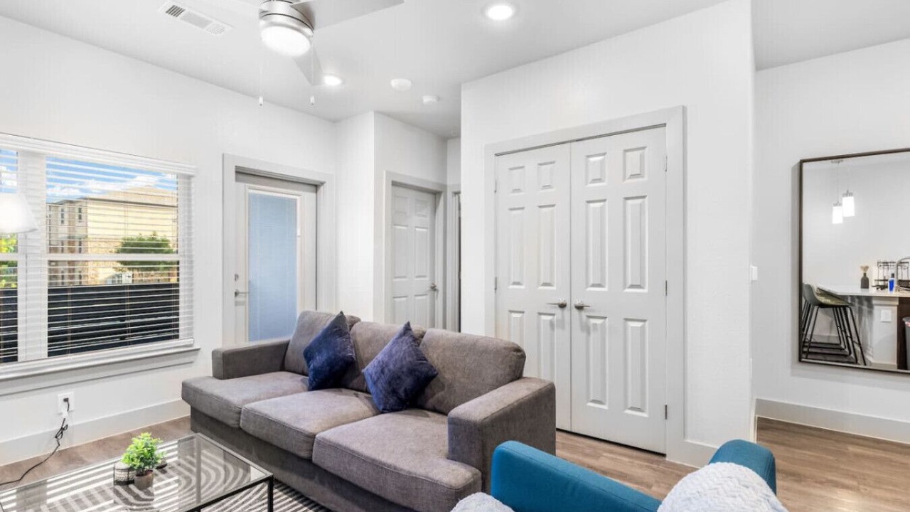 Photo of Livingroom in Grand Prairie