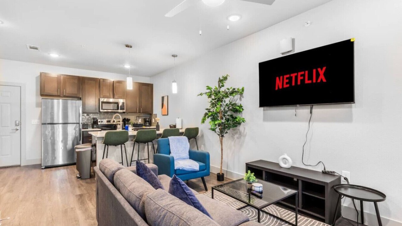 Photo of Livingroom in Grand Prairie
