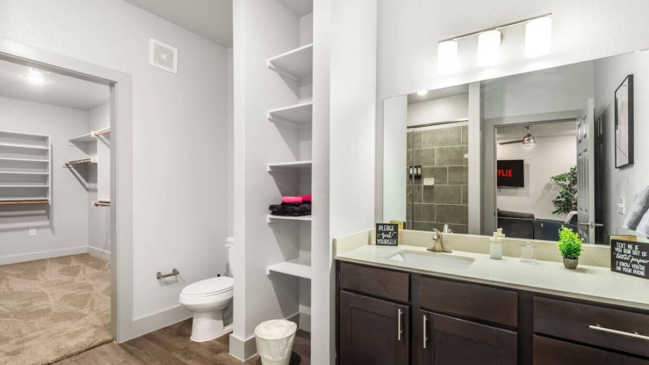 Photo of Bathroom in Grand Prairie
