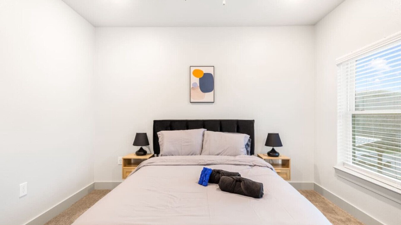 Photo of Bedroom in Grand Prairie