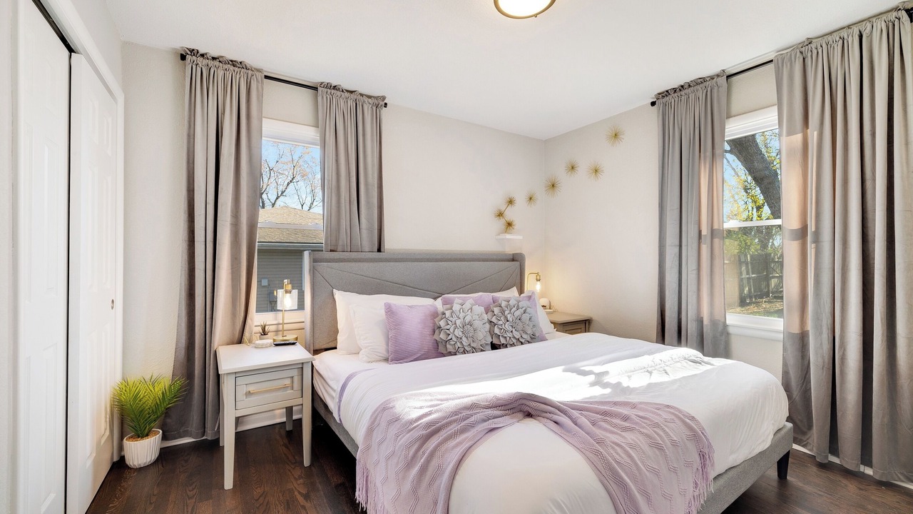 Photo of Bedroom in Lee's Summit
