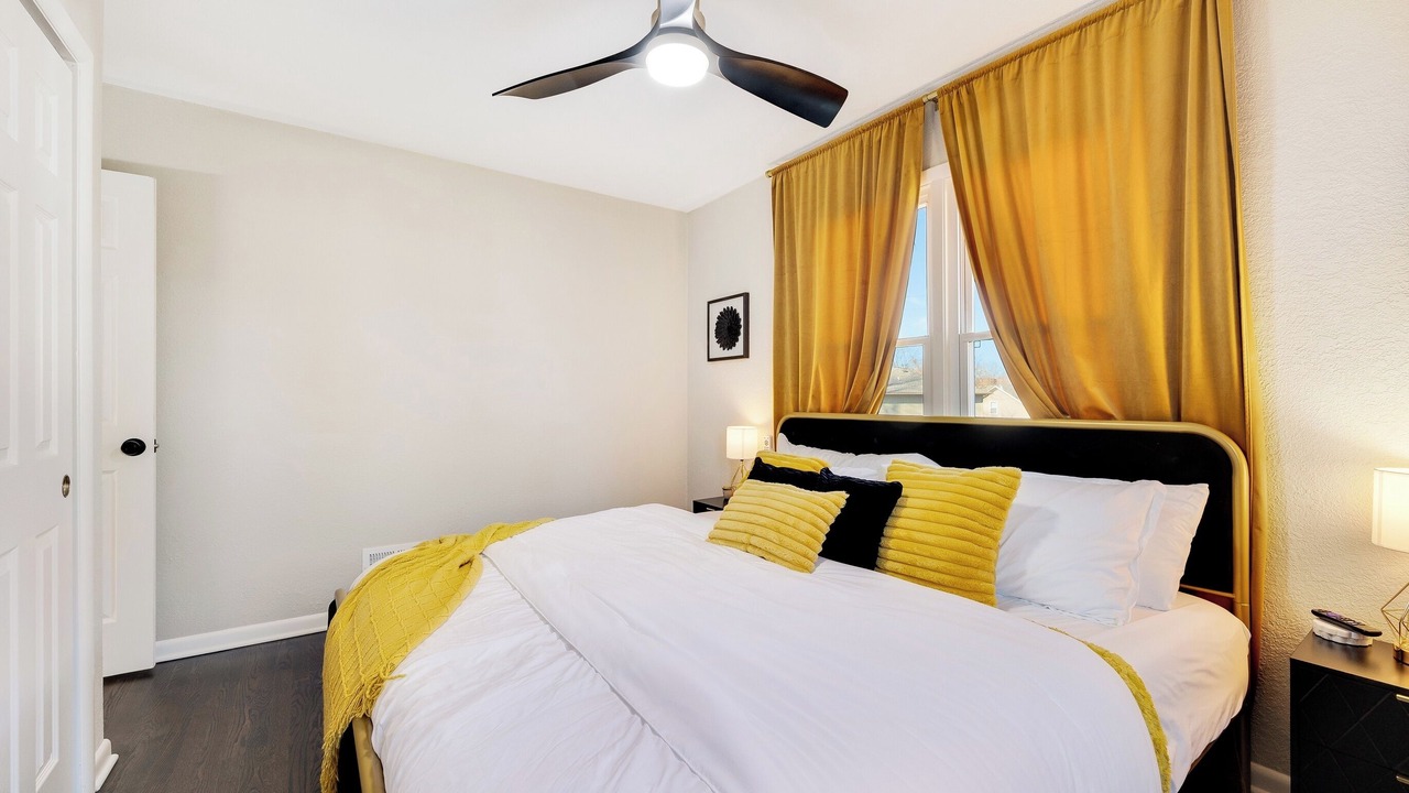 Photo of Bedroom in Lee's Summit