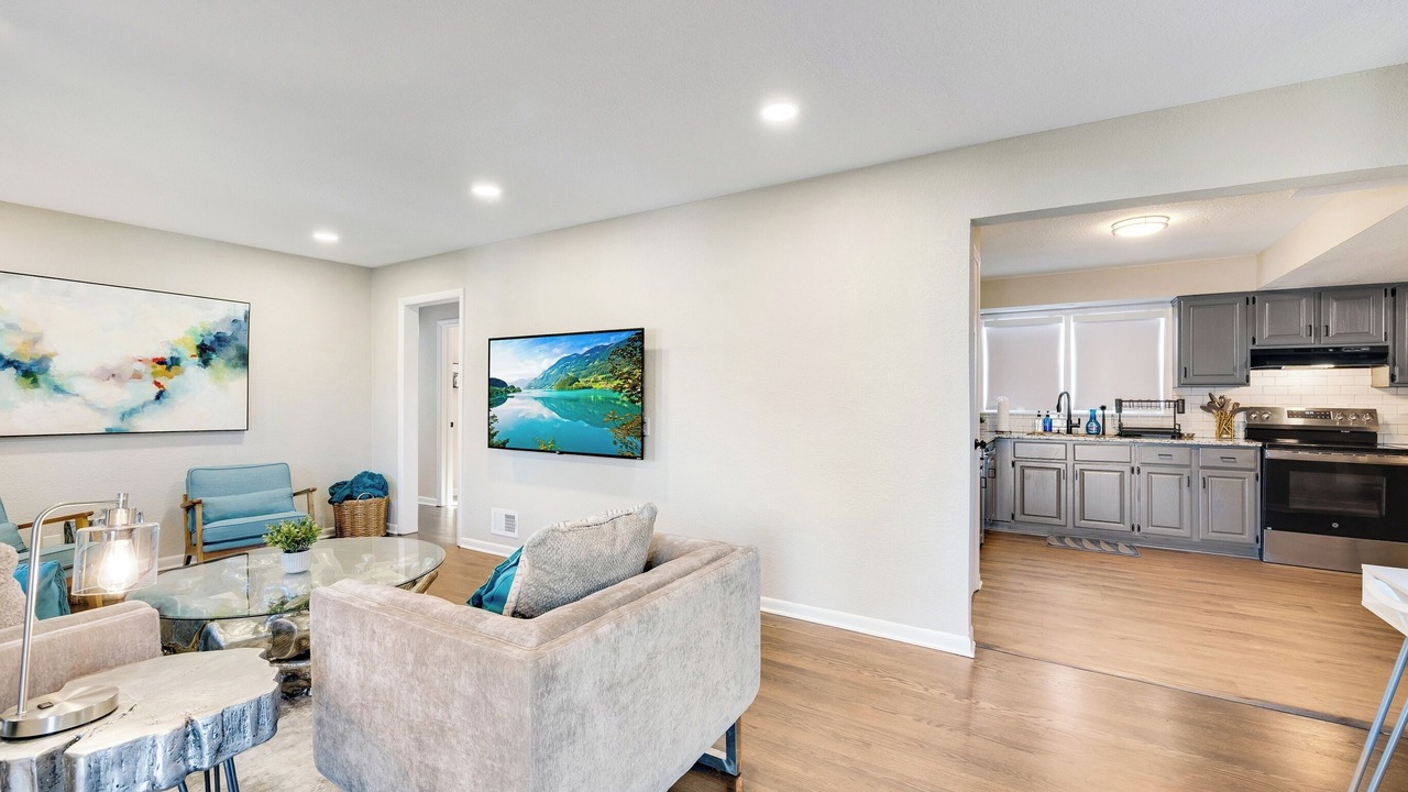 Photo of Livingroom in Lee's Summit