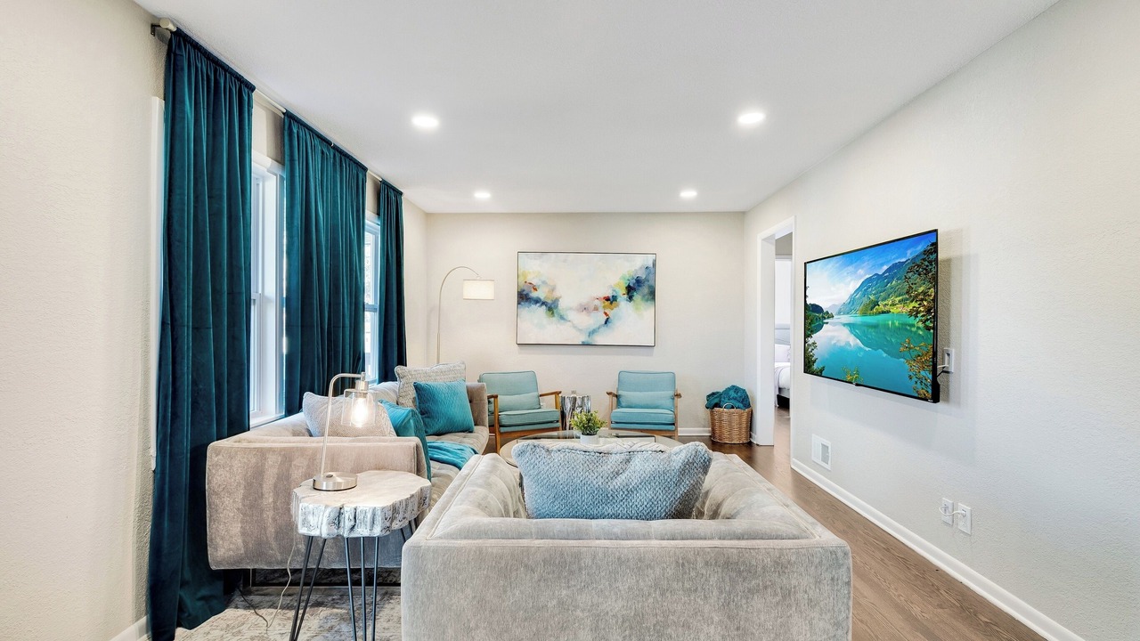 Photo of Livingroom in Lee's Summit