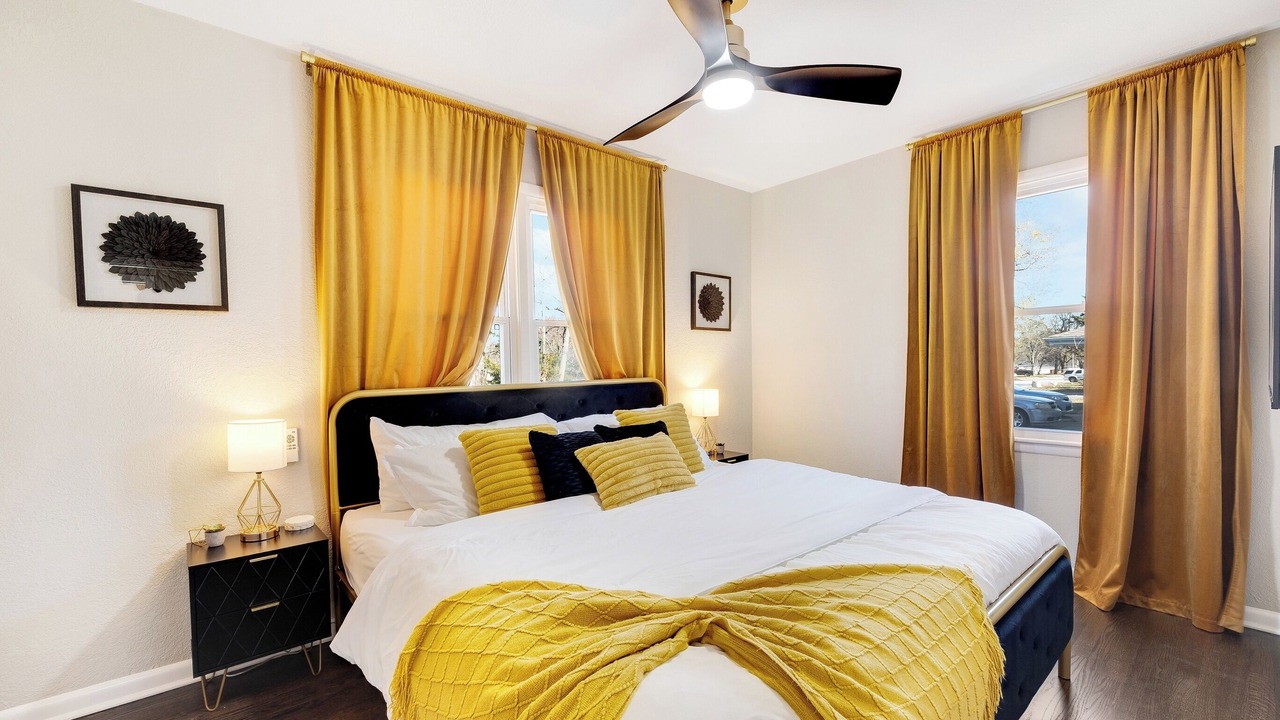 Photo of Bedroom in Lee's Summit
