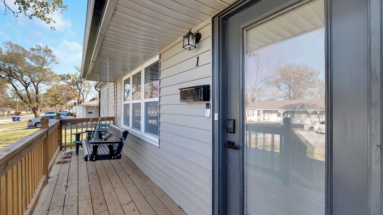 Photo of Patio Balcony in Lee's Summit