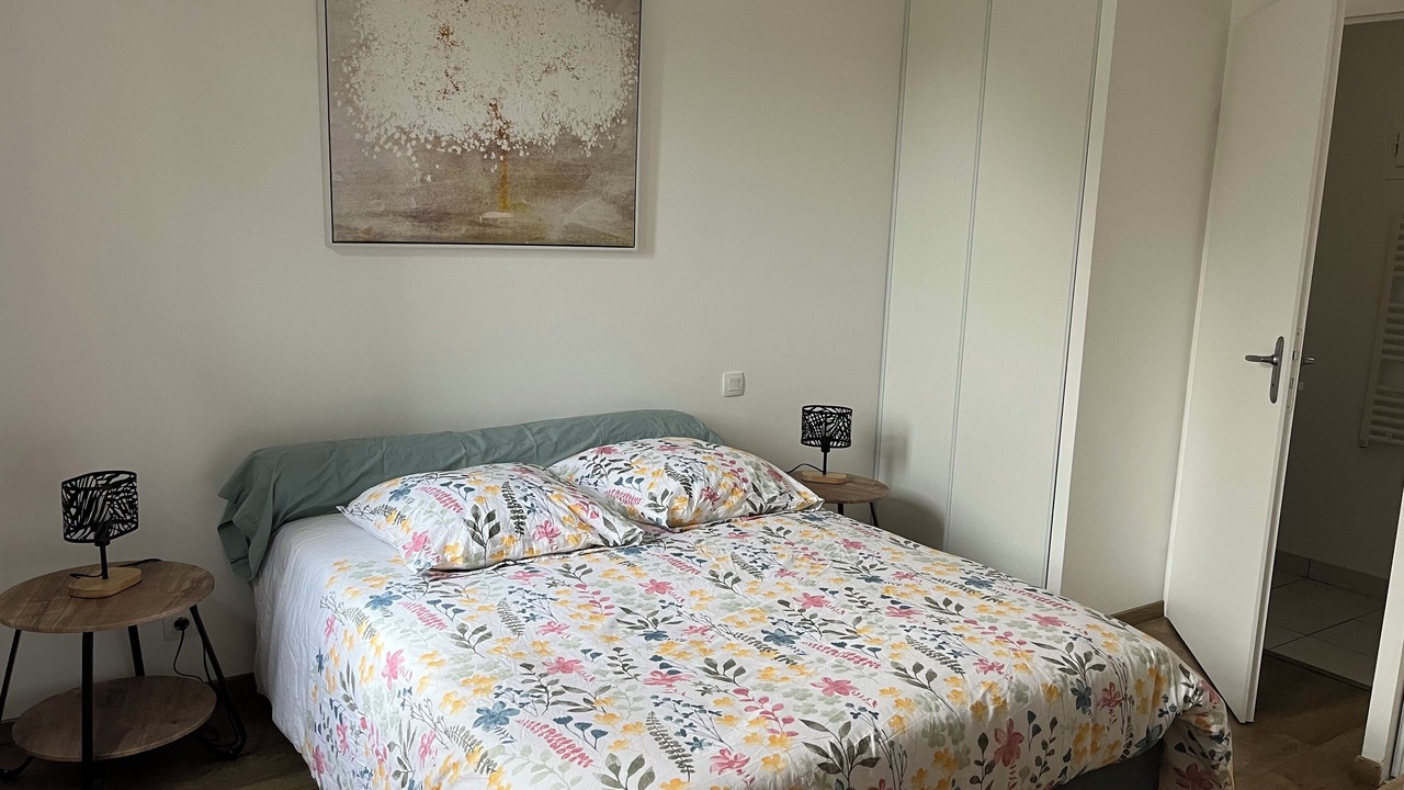 Photo of Bedroom in Saint-Suliac
