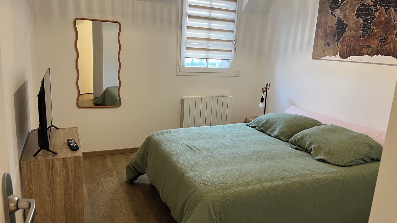 Photo of Bedroom in Saint-Suliac