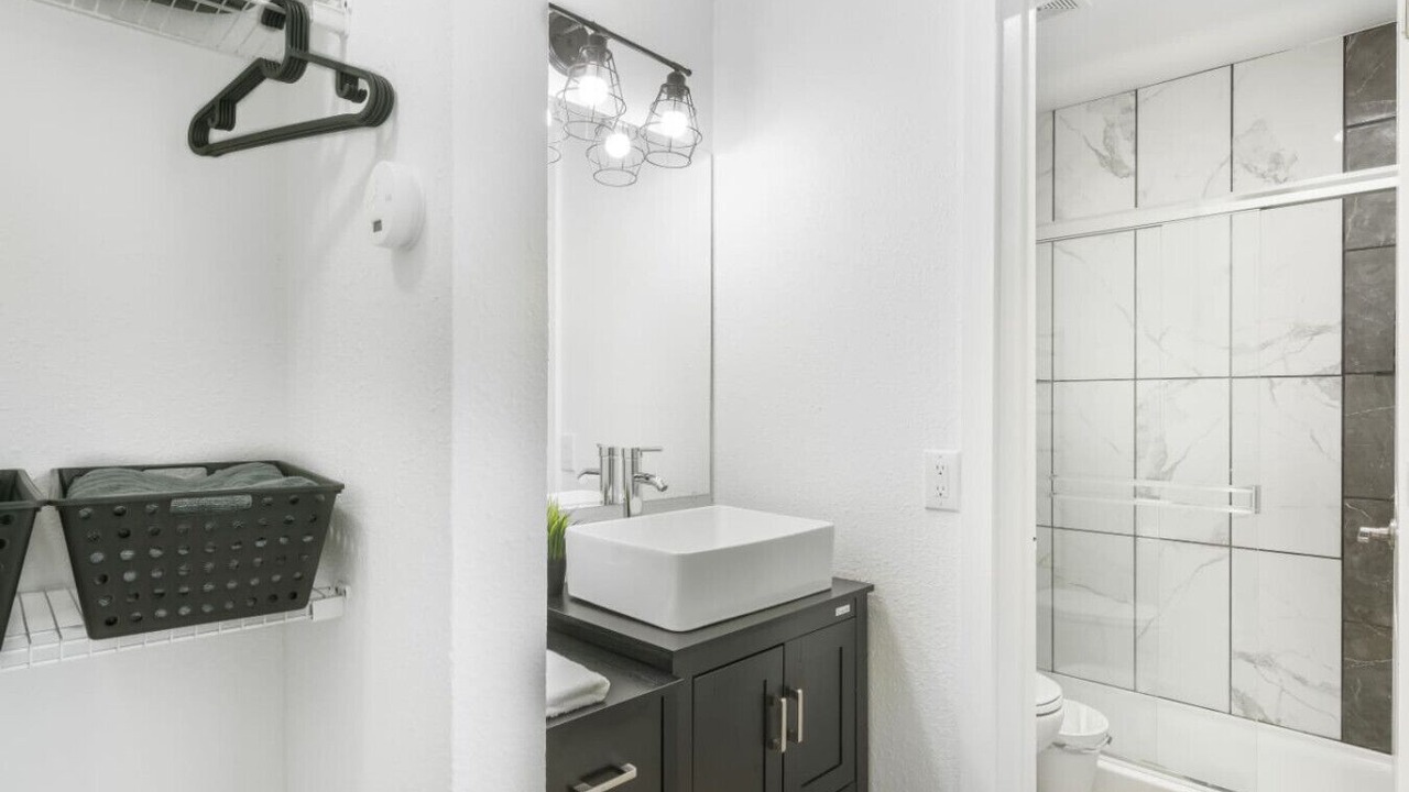 Photo of Bathroom in Haltom City