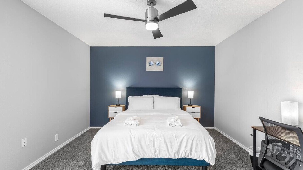 Photo of Bedroom in Central Arlington