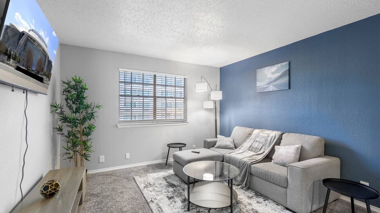 Photo of Livingroom in Central Arlington