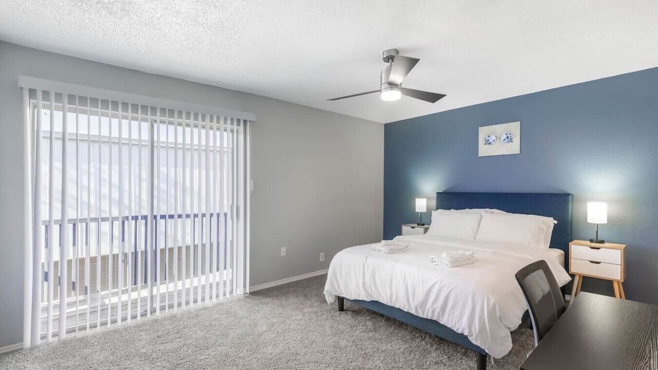 Photo of Bedroom in Central Arlington