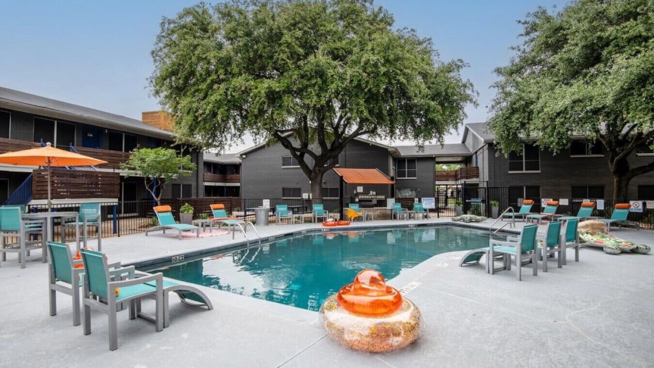 Photo of Outdoor in Central Arlington