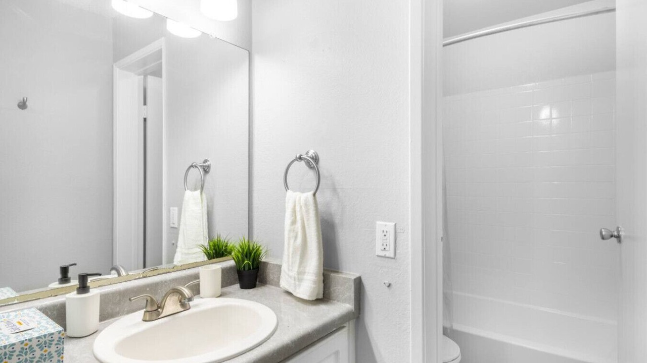 Photo of Bathroom in Haltom City