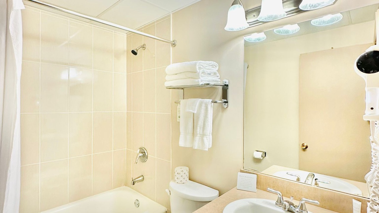 Photo of Bathroom in Silvertown