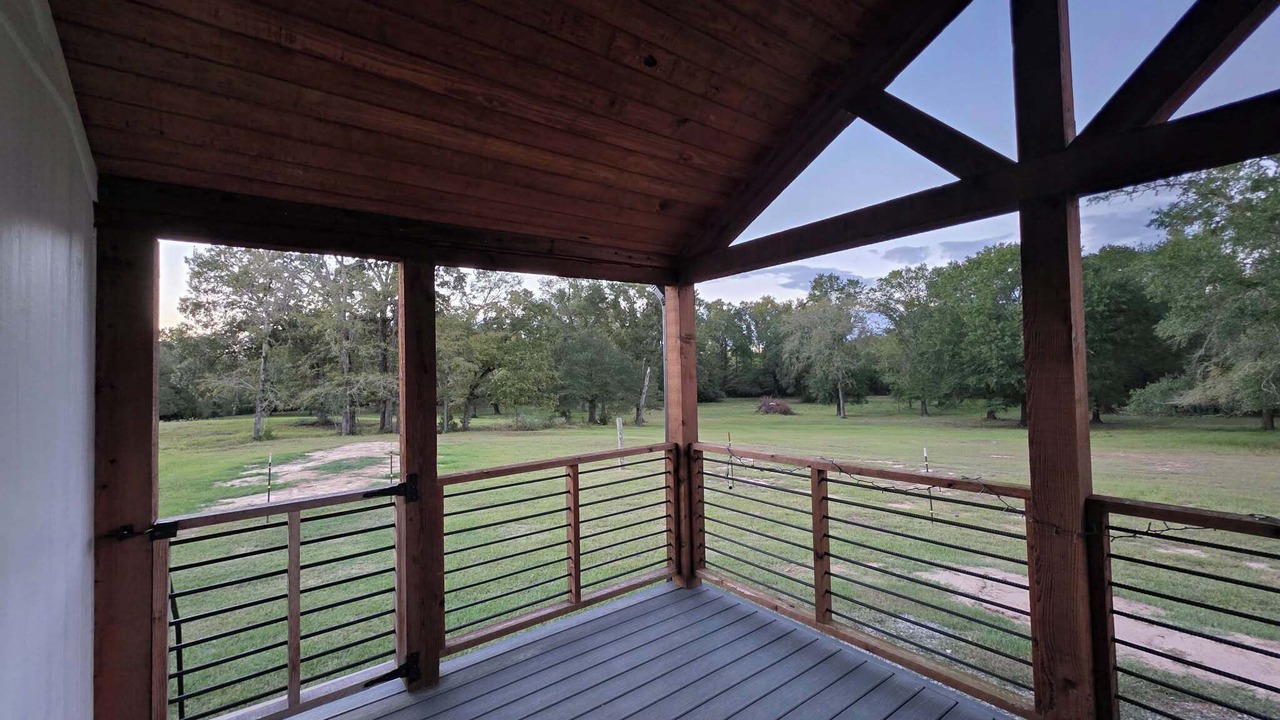 Photo of Outdoor in Oakwood