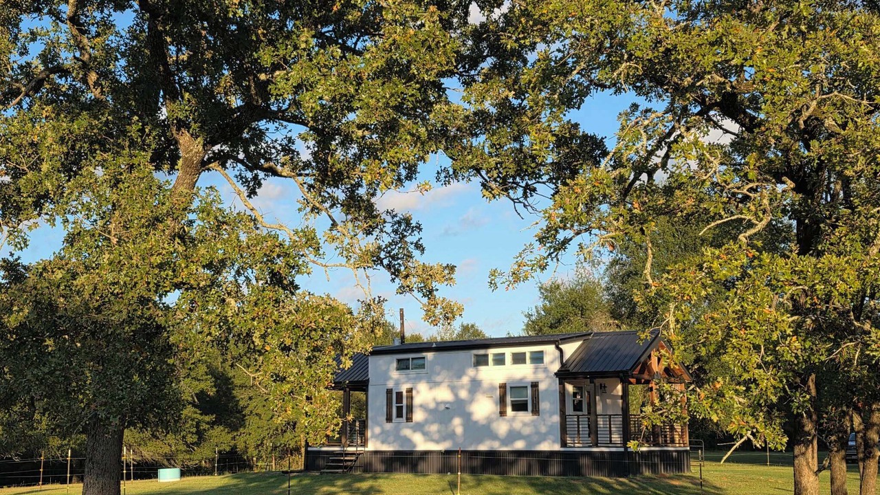 Photo of Outdoor in Oakwood