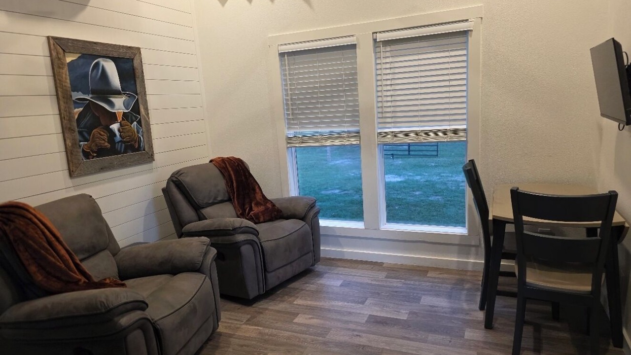 Photo of Livingroom in Oakwood