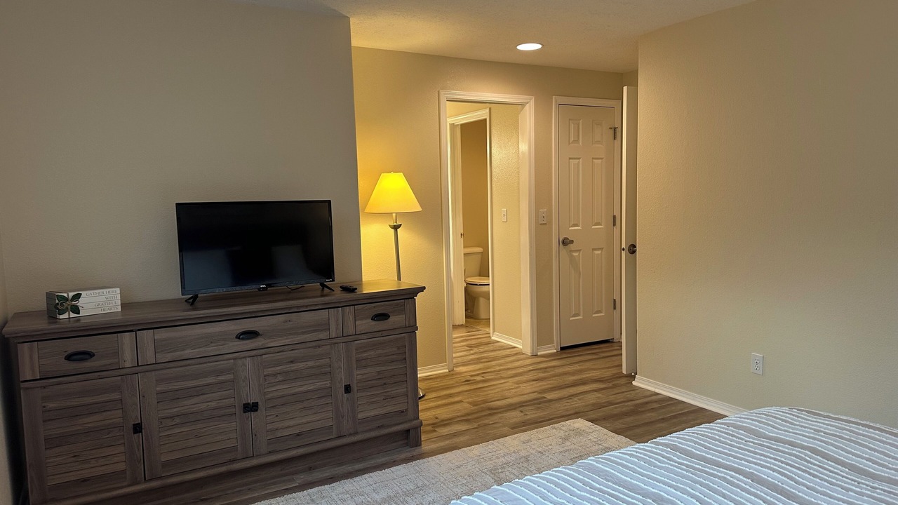 Photo of Bedroom in Keizer