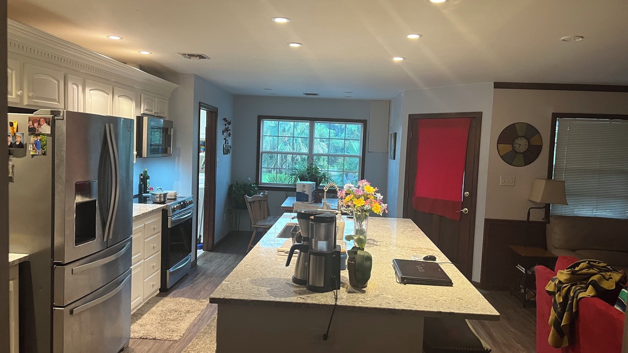 Photo of Kitchen in Cut Off