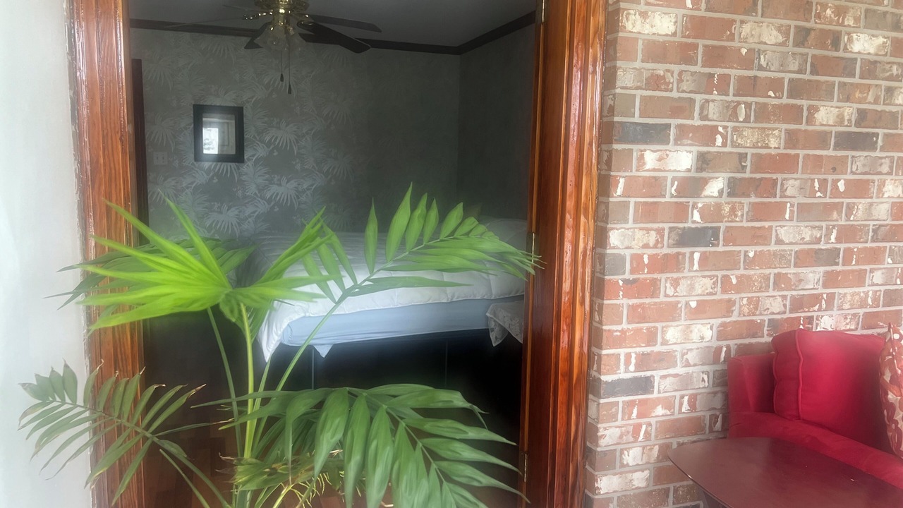 Photo of Bedroom in Cut Off