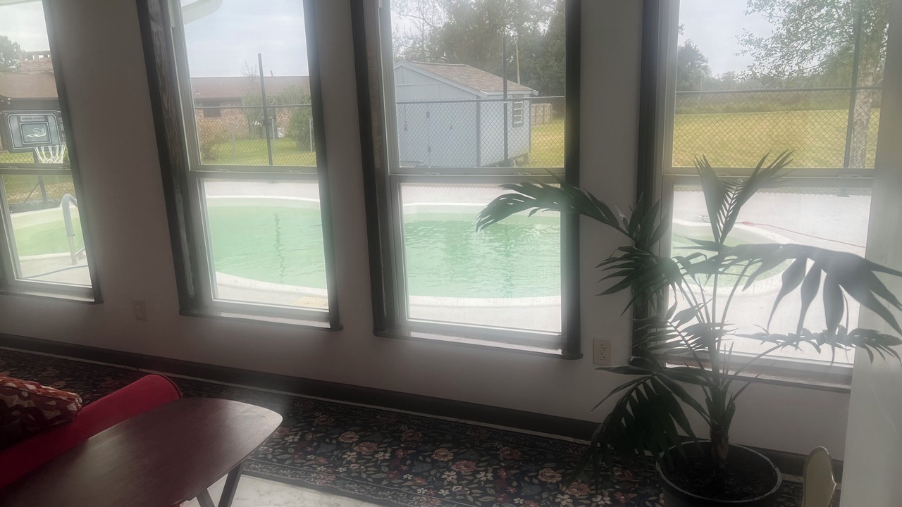 Photo of Outdoor in Cut Off