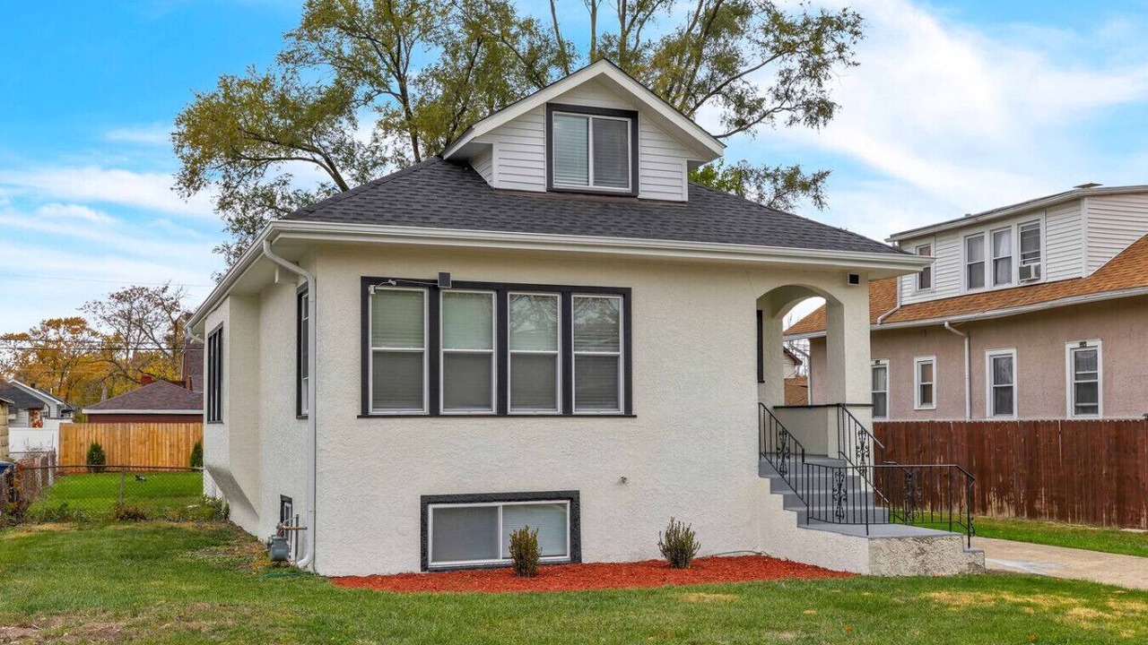 Photo of Outdoor in Maywood