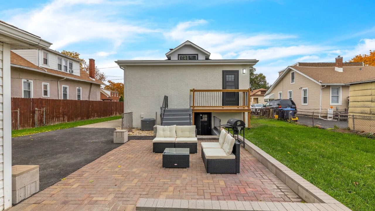 Photo of Patio Balcony in Maywood