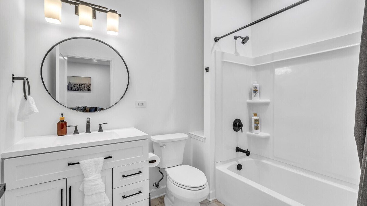 Photo of Bathroom in Elgin
