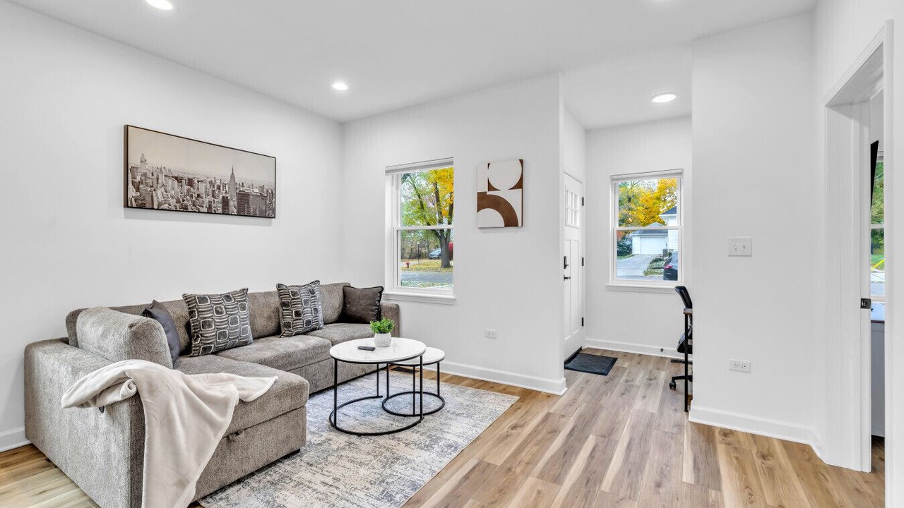 Photo of Livingroom in Elgin